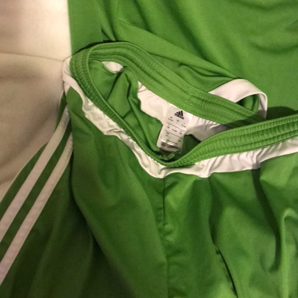 green style soccer Sounders academy uniform - Picture 6 of 7